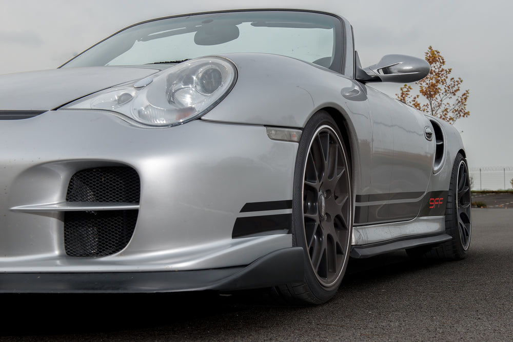 
                  
                    9FF Frontlippe "Wings" passend für Porsche 996 Turbo/GT2
                  
                